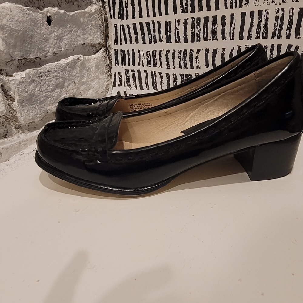 MK professional dress shoes